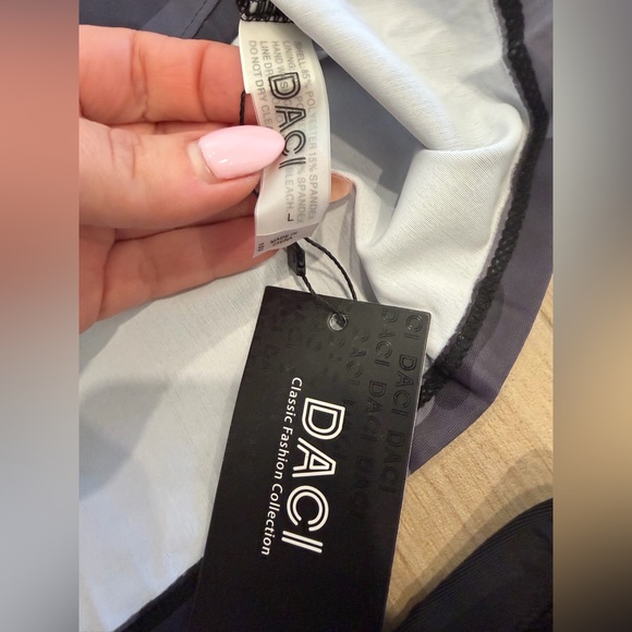 Women's Long Sleeve 2 Piece Rash Guard Boyshort Swimsuit Set-Black Camouflage - Picture 7 of 7